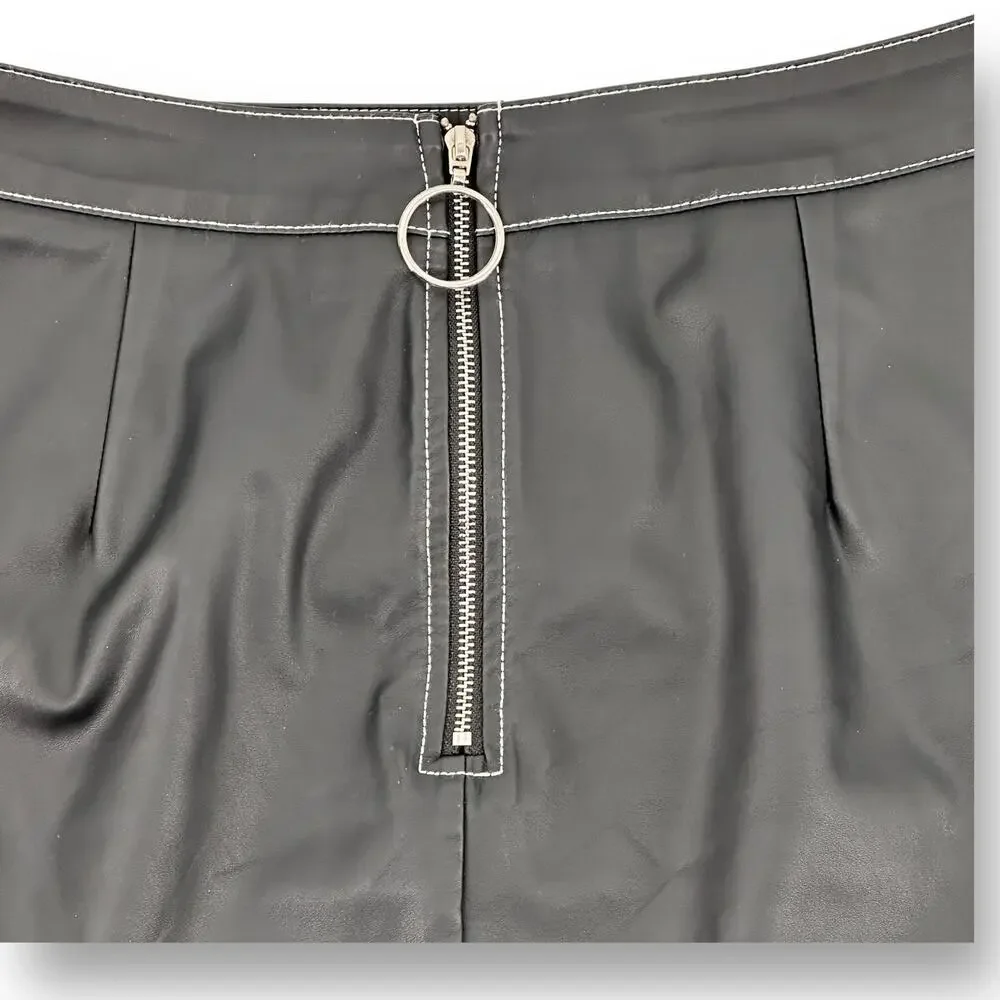 Nasty Gal Faux Leather Cargo Pocket Mini Skirt Womens Size 6 Black